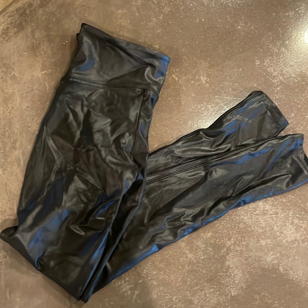 Spanx leather leggings M